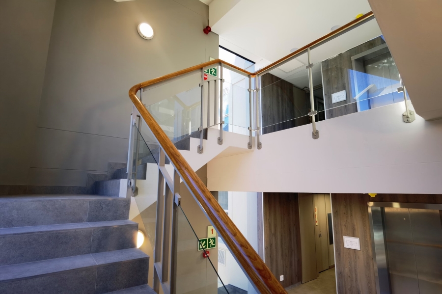 To Let commercial Property for Rent in Rondebosch Western Cape